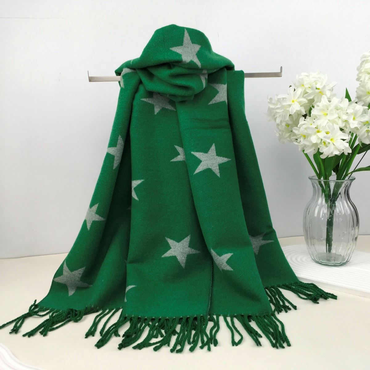 Reevo Accessories  Star Design Scarf -Grass Green