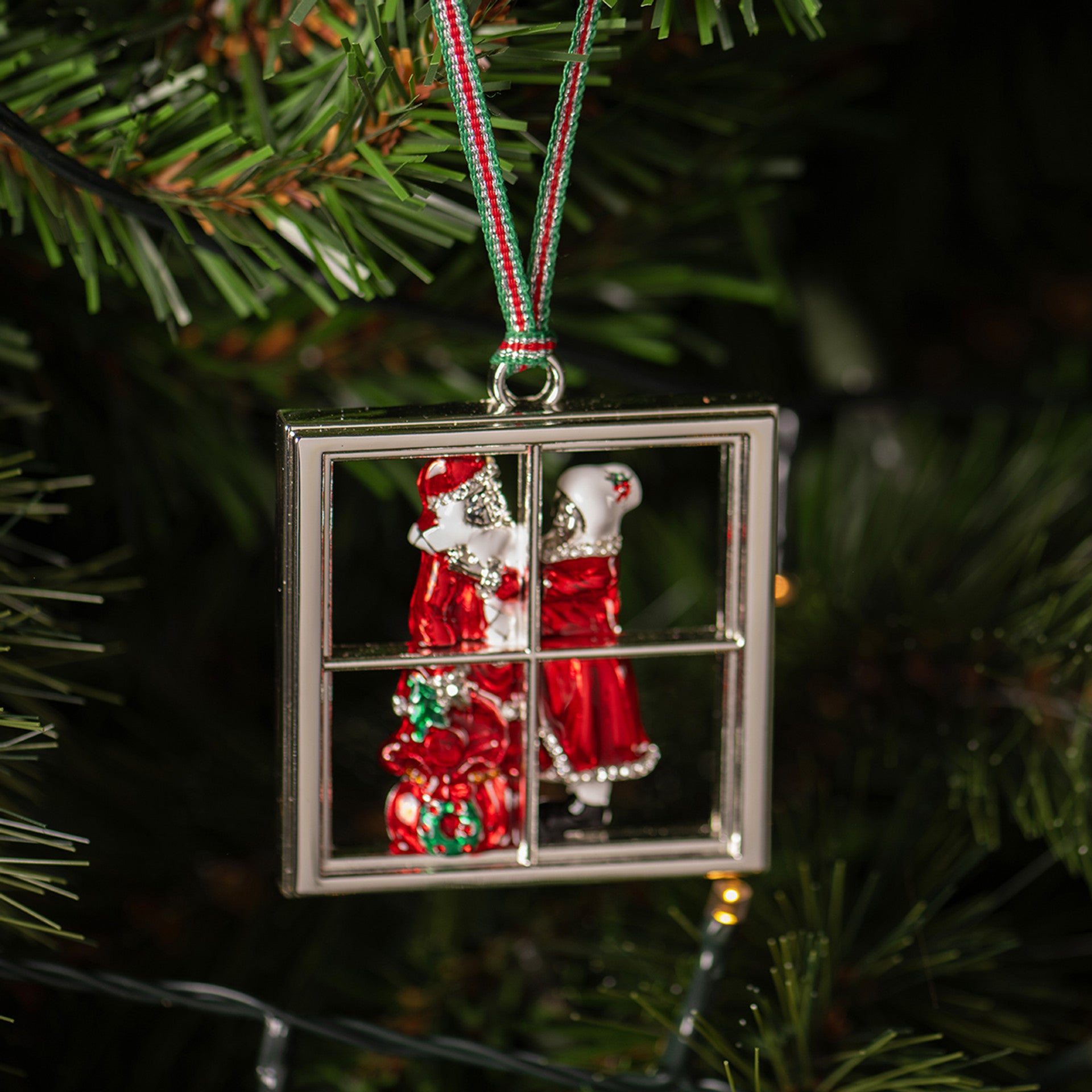 Newbridge Silverware Santa Leaving North Pole Christmas Tree Decoration  -New 2025