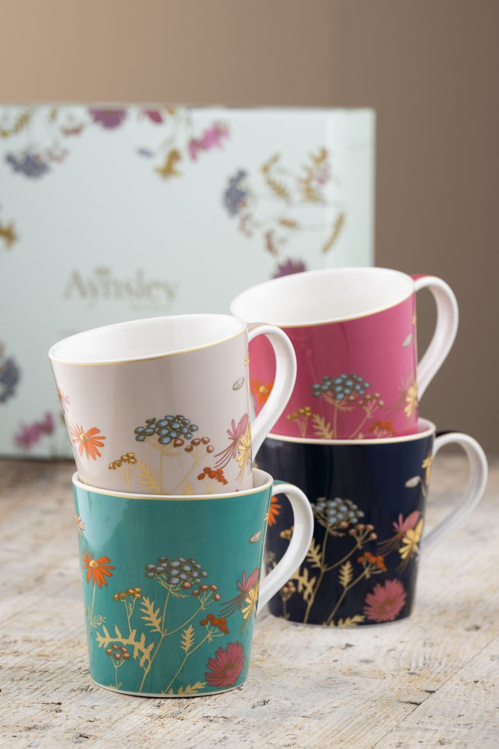 Aynsley Golden Meadow Mugs S/4