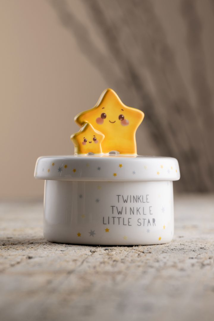Belleek Living Baby Twinkle Star Keepsake Box
