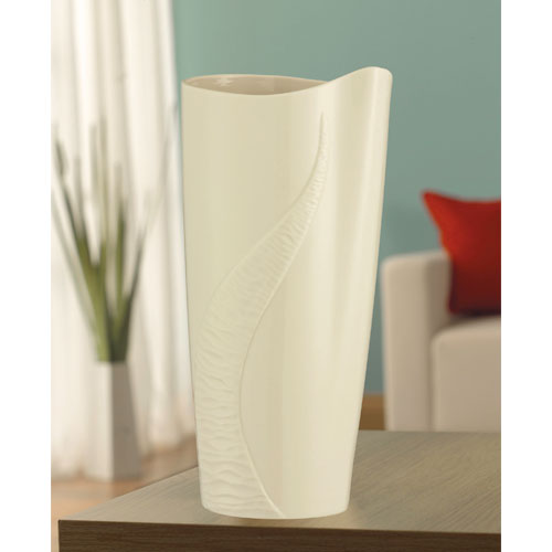 Belleek Living Wave 13"Vase
