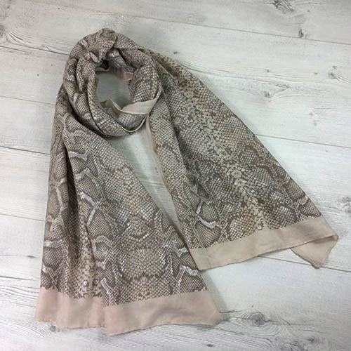 Reevo Beige Scarf