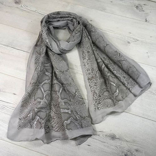 Reevo Grey Scarf