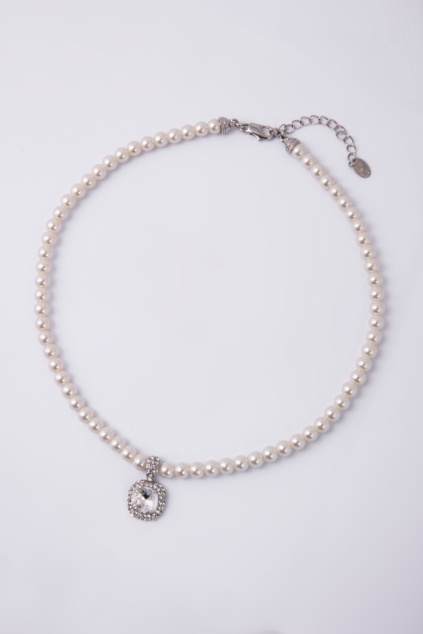 Knight & Day Pearl Necklace
